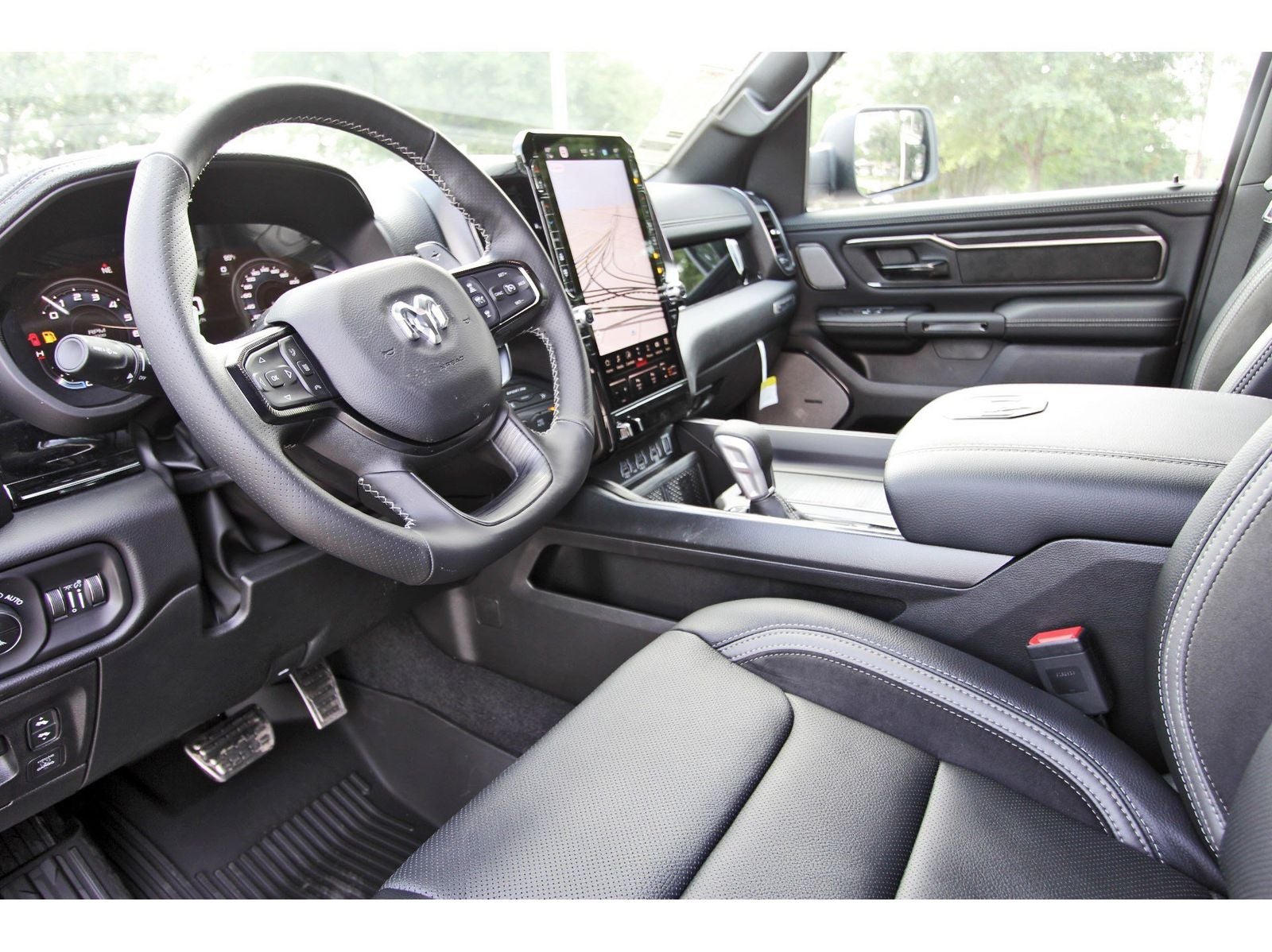 2026 RAM 1500 Rebel 4x4 Crew Cab 5'7" Box