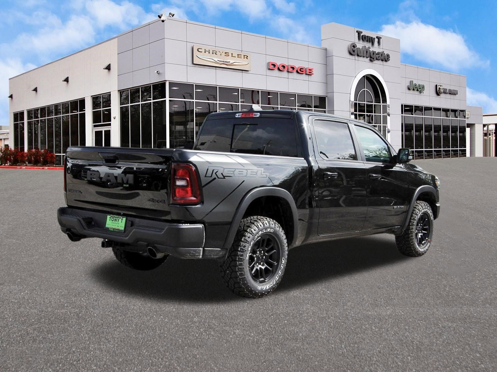 2026 RAM 1500 Rebel 4x4 Crew Cab 5'7" Box