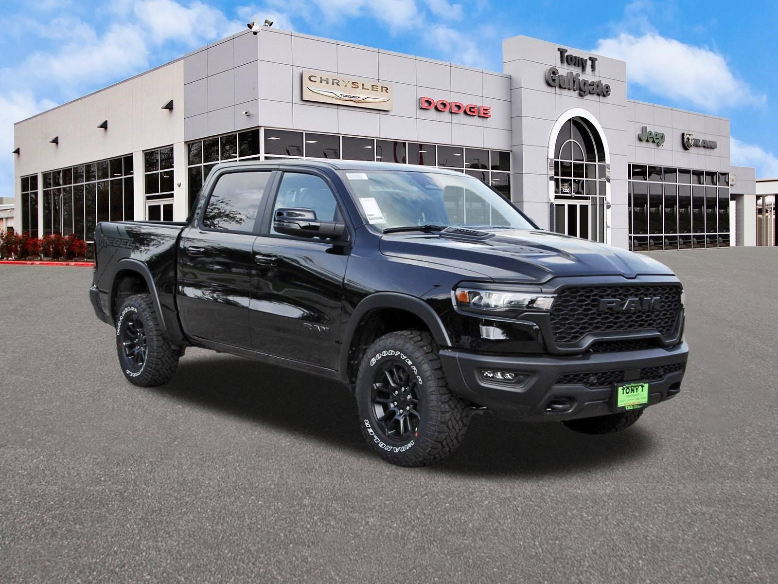 2026 RAM 1500 Rebel 4x4 Crew Cab 5'7" Box