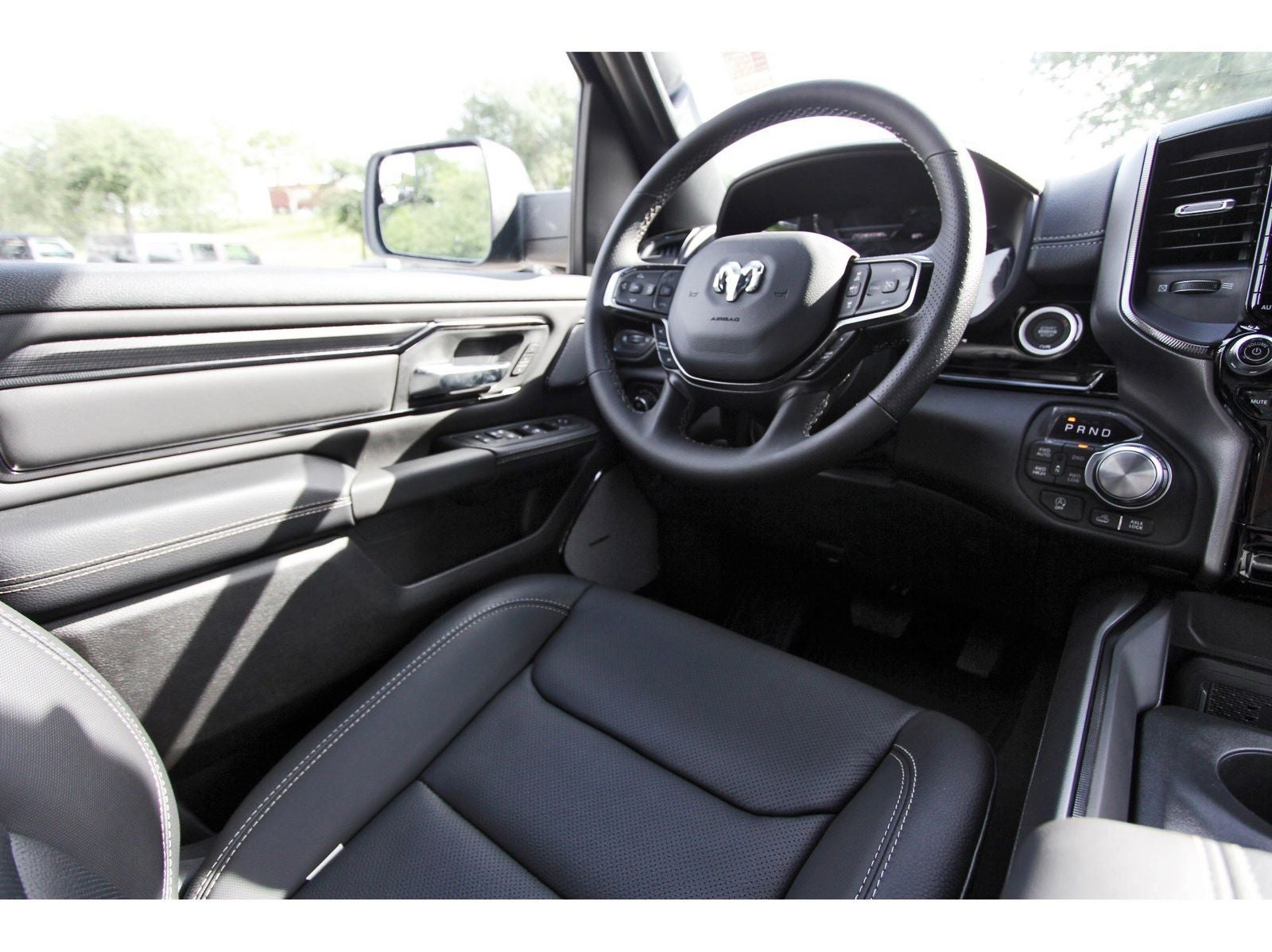 2026 RAM 1500 Rebel 4x4 Crew Cab 5'7" Box