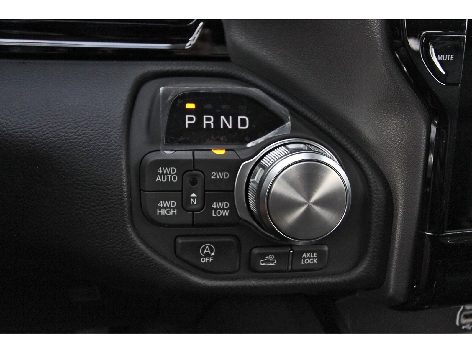 2026 RAM 1500 Rebel 4x4 Crew Cab 5'7" Box