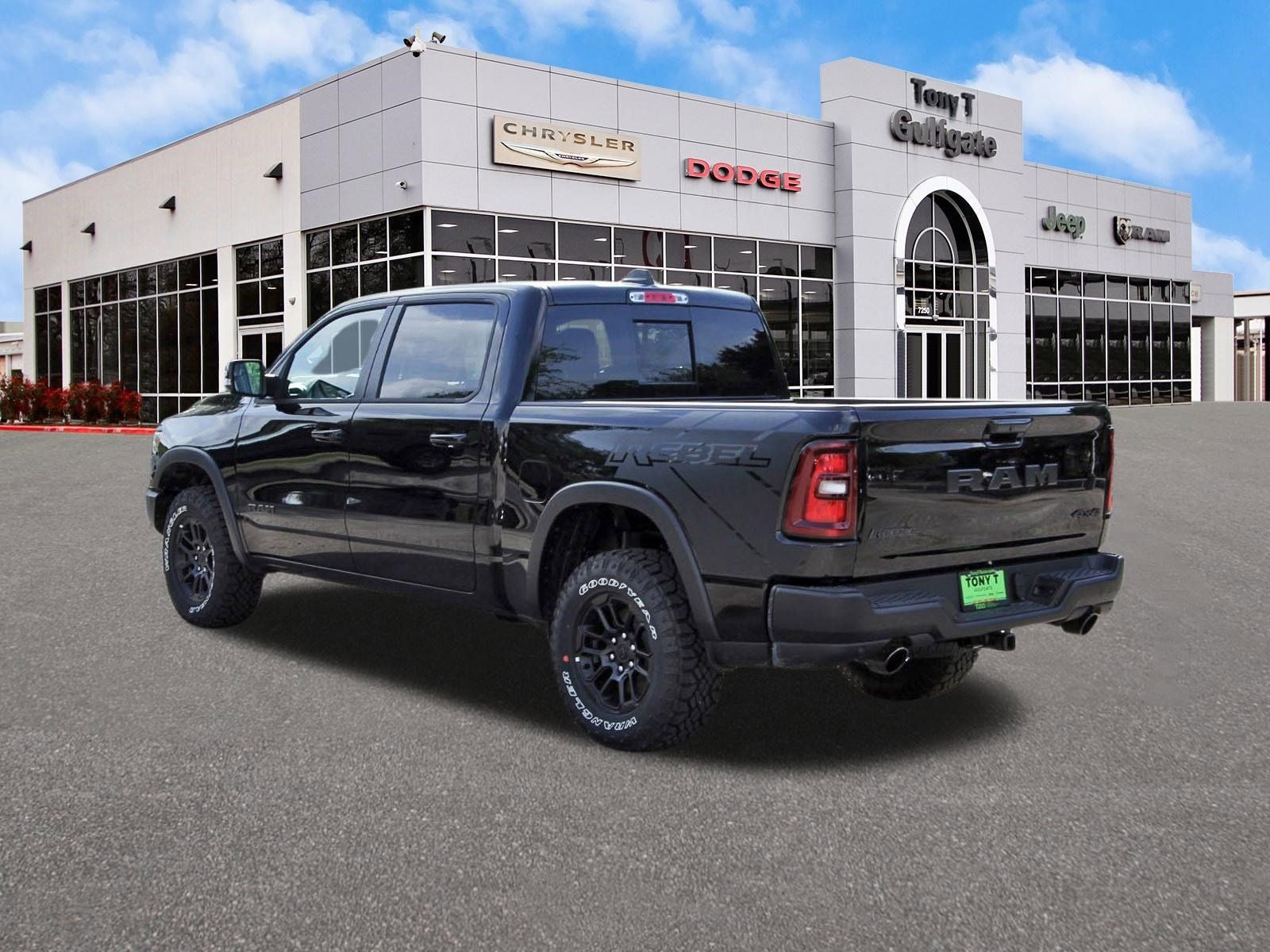 2026 RAM 1500 Rebel 4x4 Crew Cab 5'7" Box