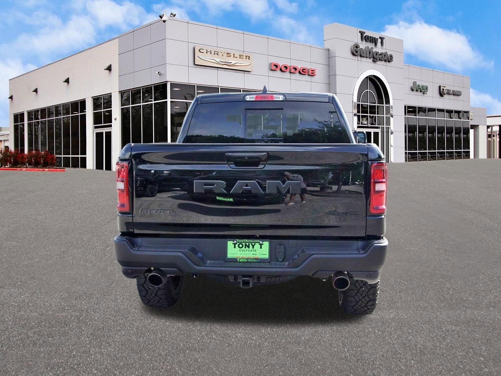 2026 RAM 1500 Rebel 4x4 Crew Cab 5'7" Box