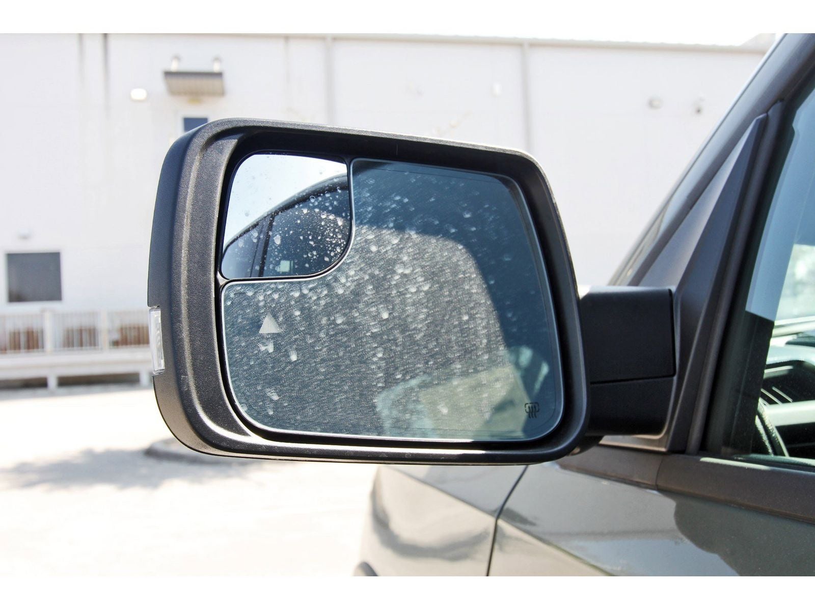 2026 RAM 1500 Rebel 4x4 Crew Cab 5'7" Box