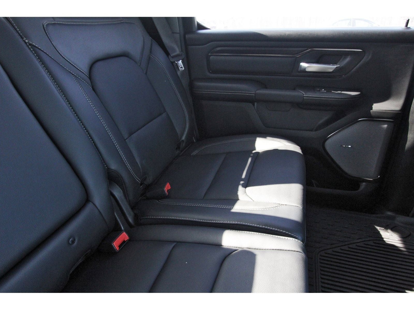 2026 RAM 1500 Rebel 4x4 Crew Cab 5'7" Box