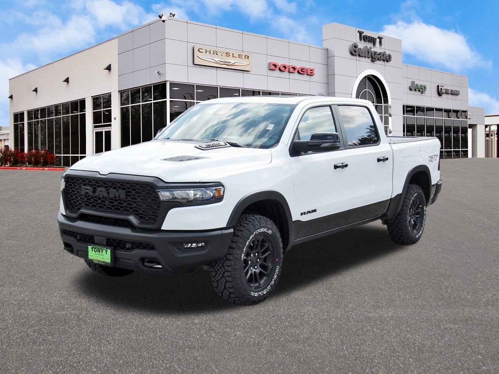 2026 RAM 1500 Rebel 4x4 Crew Cab 5'7" Box