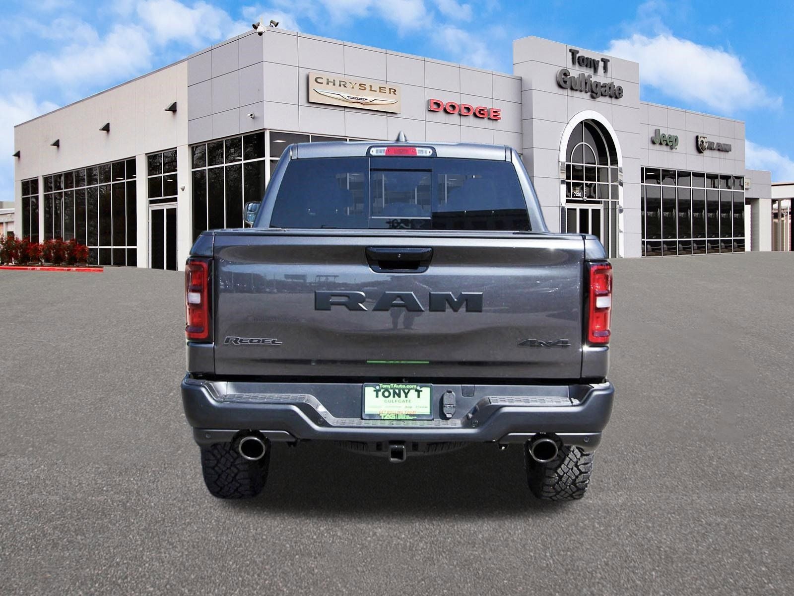 2026 RAM 1500 Rebel 4x4 Crew Cab 5'7" Box