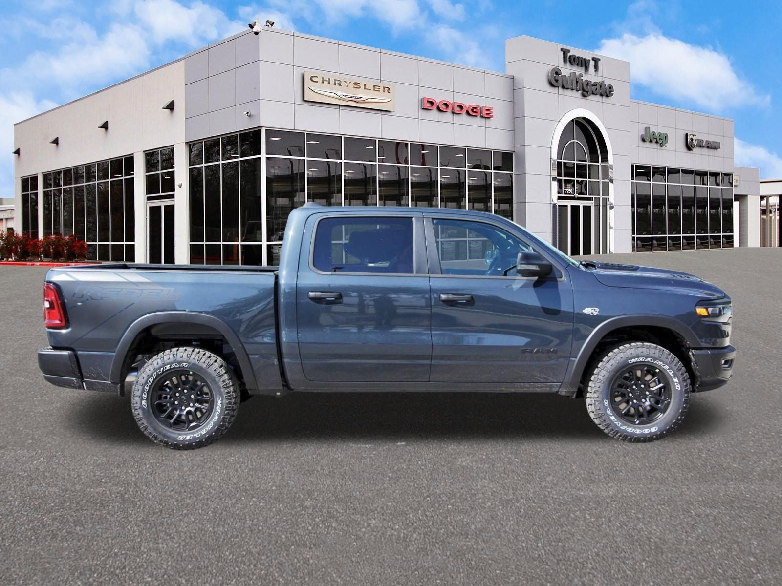 2026 RAM 1500 Rebel 4x4 Crew Cab 5'7" Box