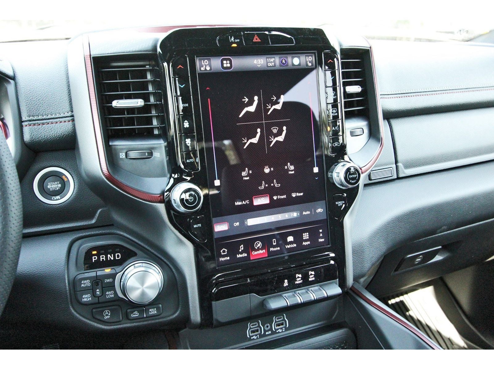 2026 RAM 1500 Rebel 4x4 Crew Cab 5'7" Box
