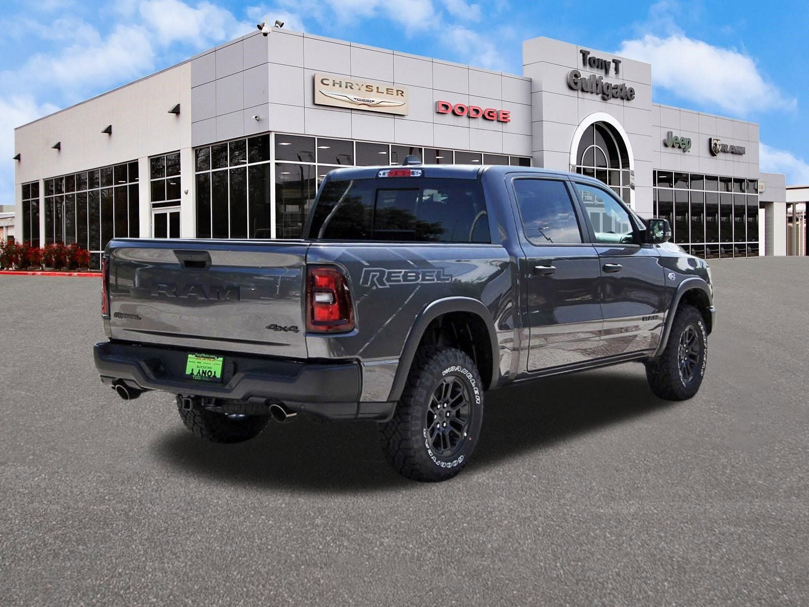 2026 RAM 1500 Rebel 4x4 Crew Cab 5'7" Box