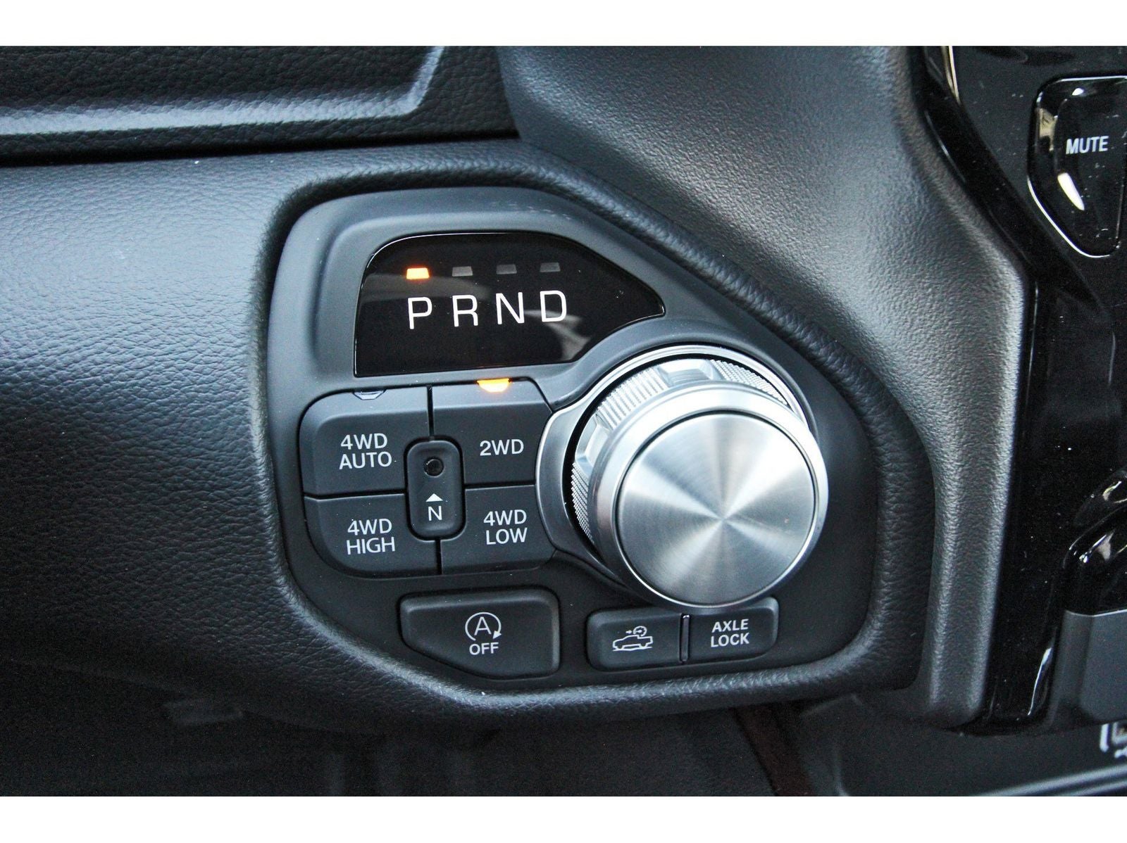 2026 RAM 1500 Rebel 4x4 Crew Cab 5'7" Box