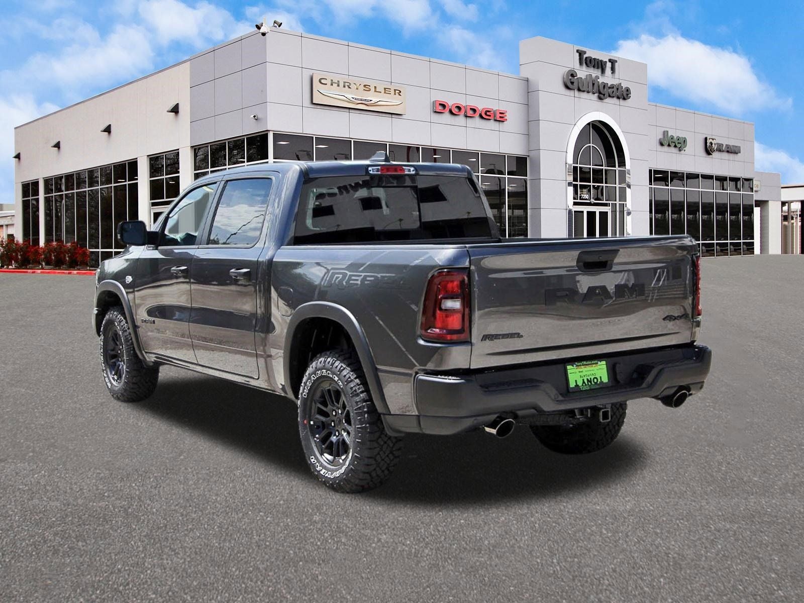 2026 RAM 1500 Rebel 4x4 Crew Cab 5'7" Box