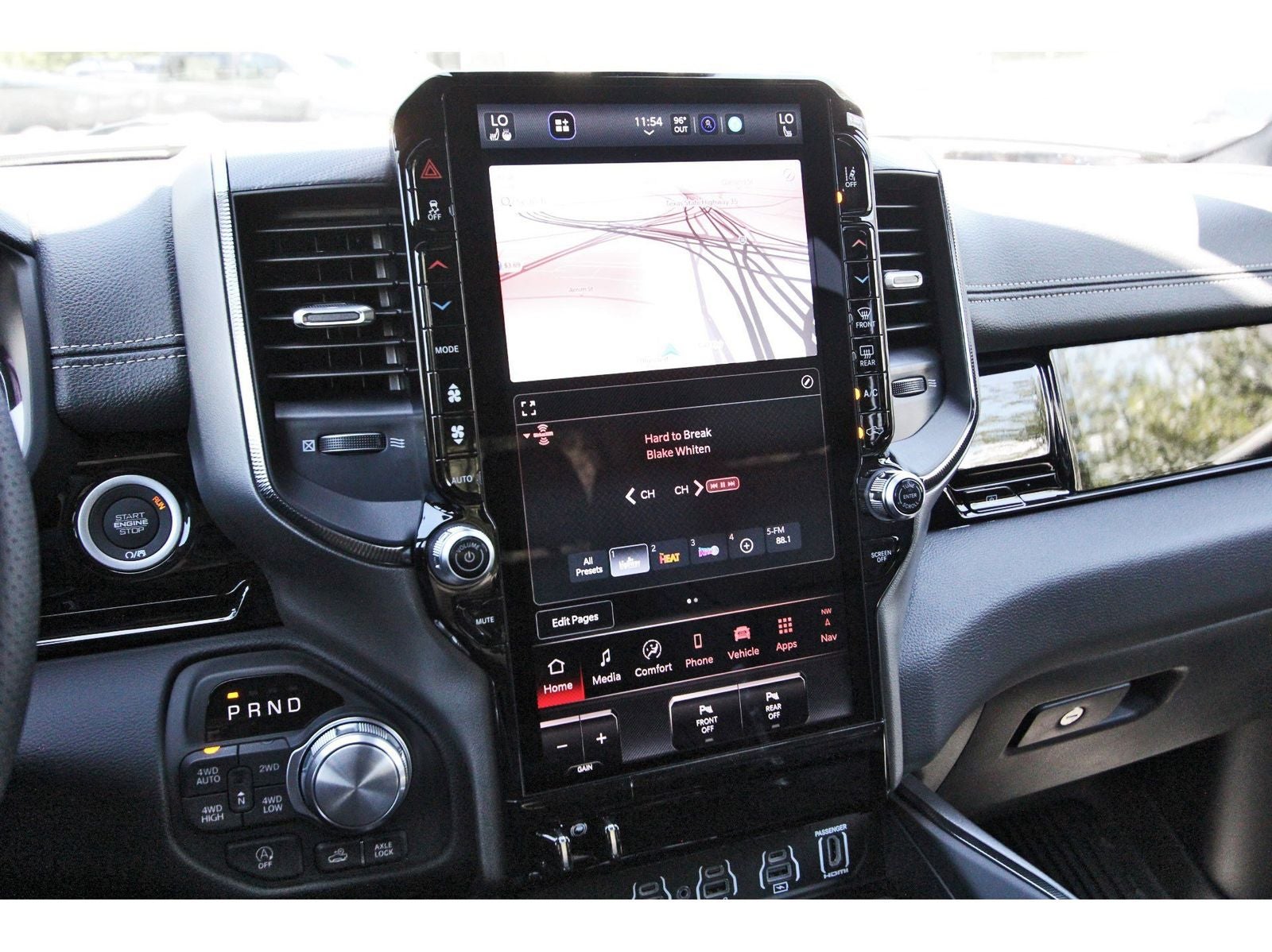 2026 RAM 1500 Rebel 4x4 Crew Cab 5'7" Box