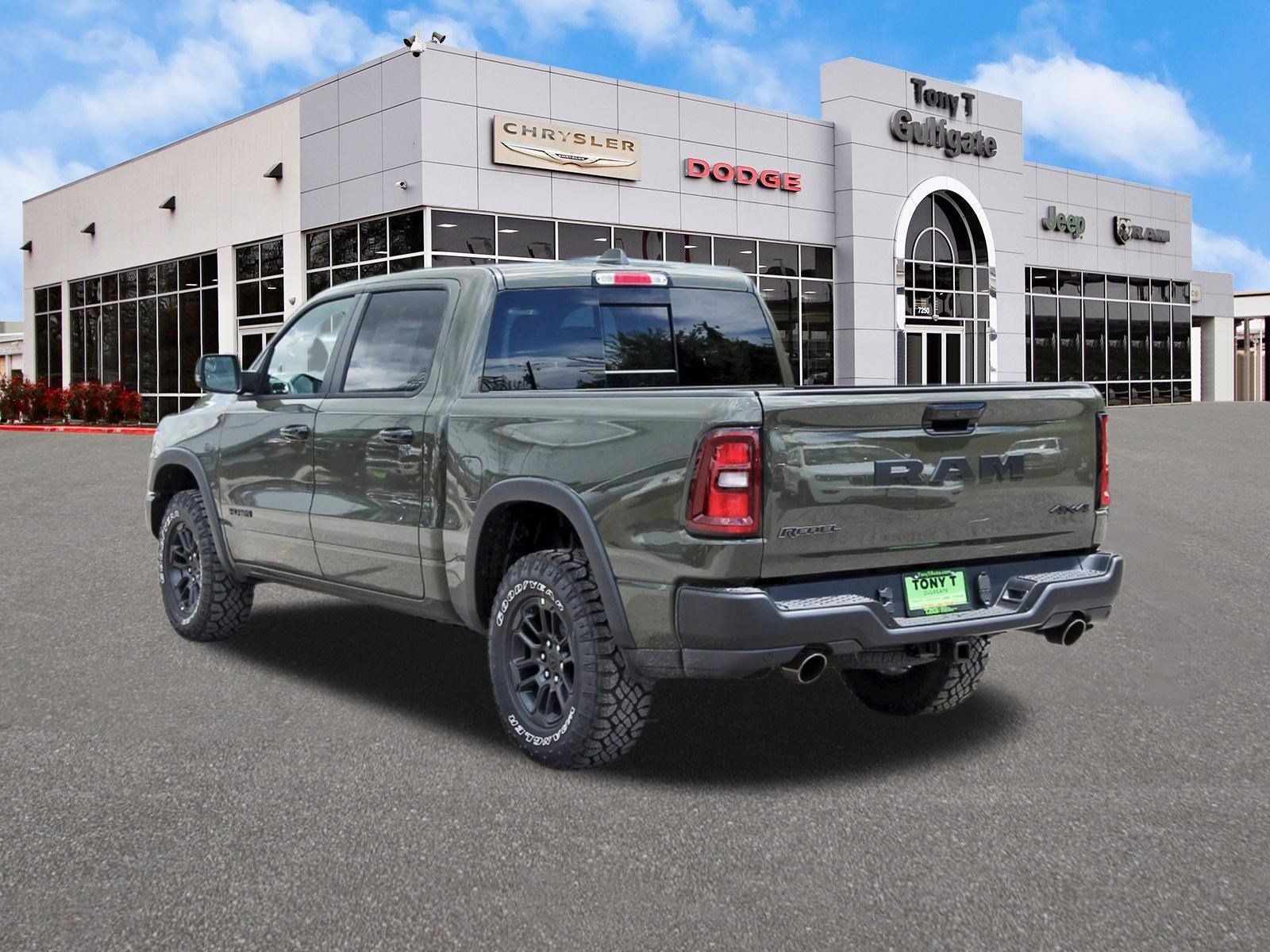 2027 RAM 1500 Rebel 4x4 Crew Cab 5'7" Box
