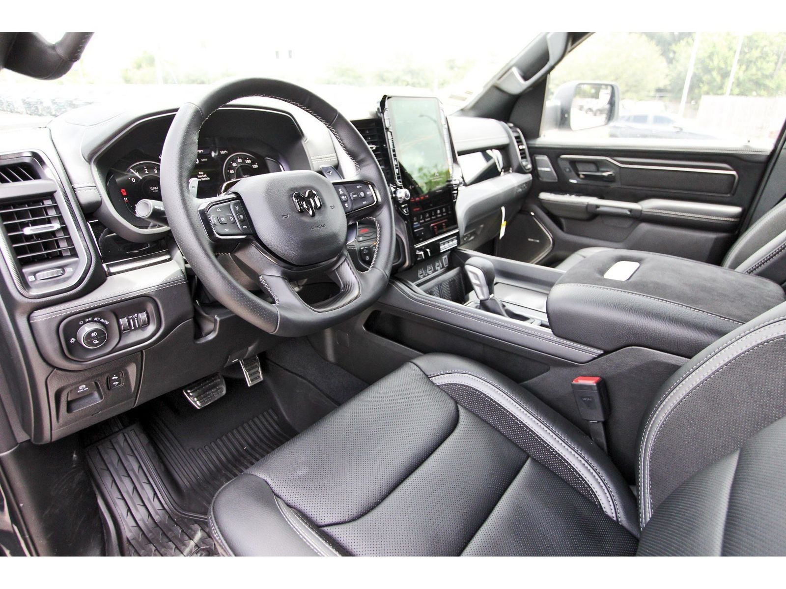 2026 RAM 1500 RHO 4x4 Crew Cab 5'7" Box
