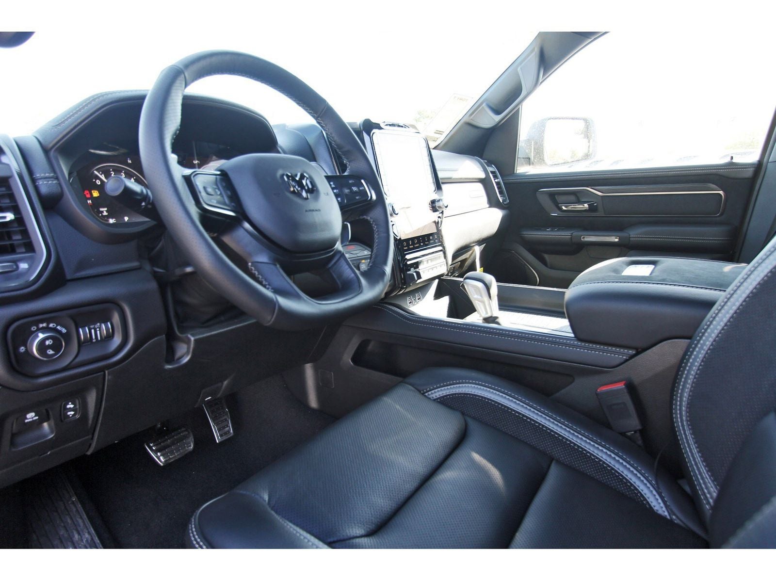 2026 RAM 1500 RHO 4x4 Crew Cab 5'7" Box