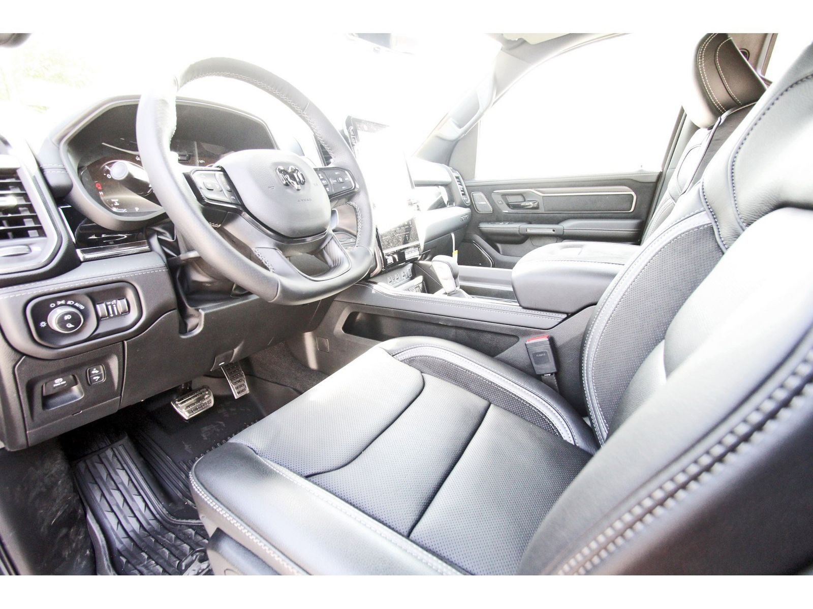 2026 RAM 1500 RHO 4x4 Crew Cab 5'7" Box