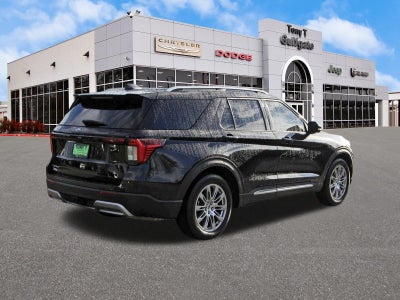2025 Ford Explorer Platinum