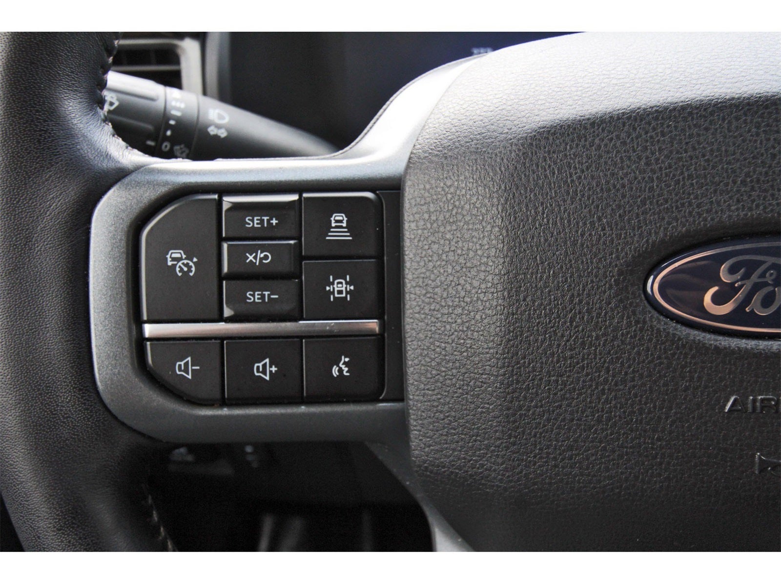 2024 Ford F-150 Lightning Lariat