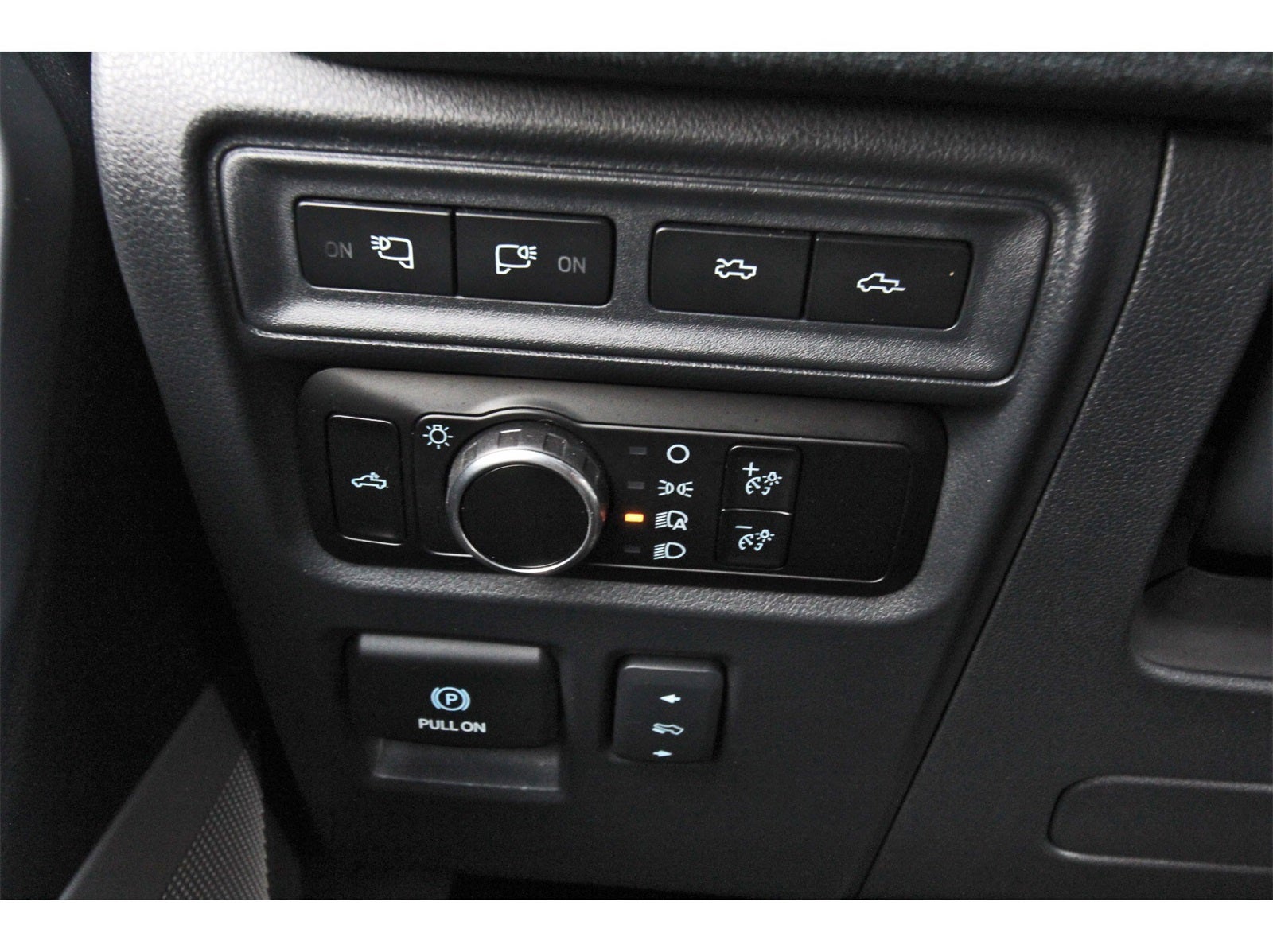 2024 Ford F-150 Lightning Lariat