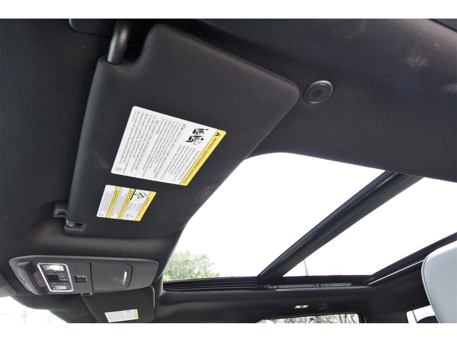 2024 Ford F-150 Lightning Lariat