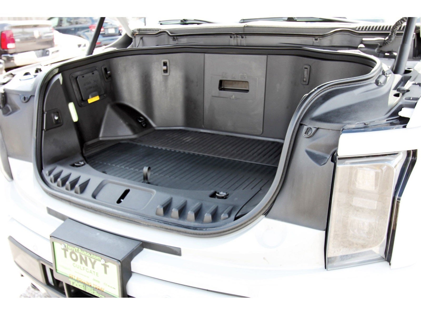 2024 Ford F-150 Lightning Lariat