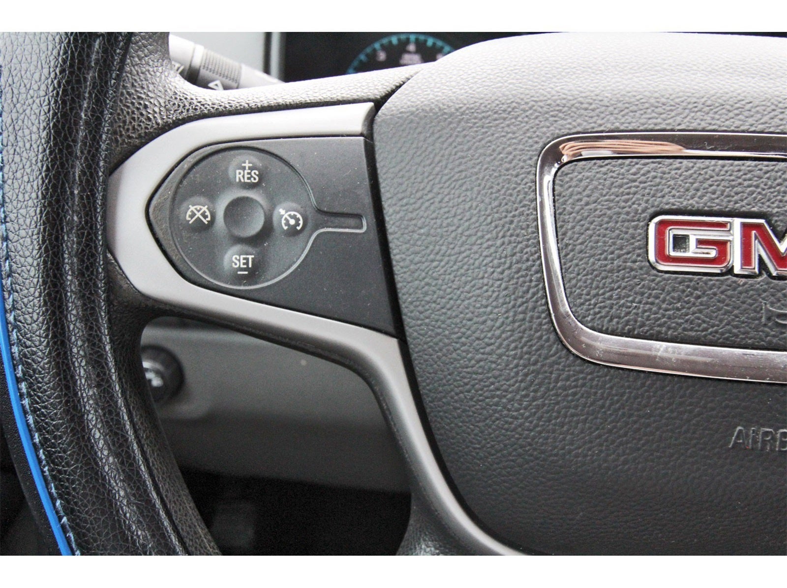 2021 GMC Canyon Elevation Standard