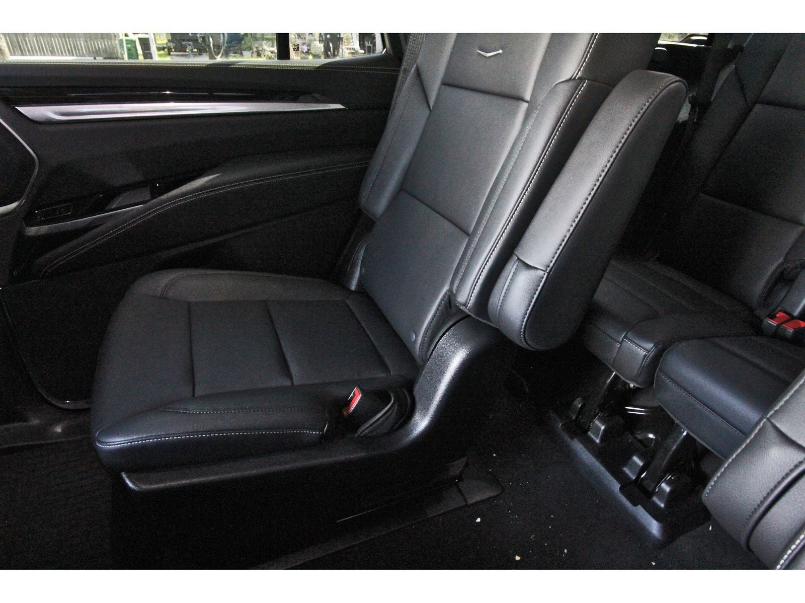 2025 Cadillac Escalade Luxury