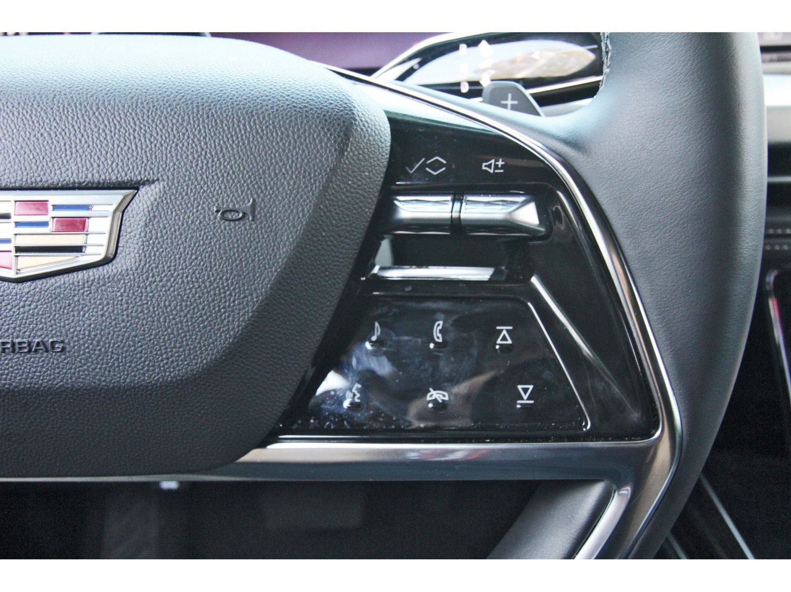 2025 Cadillac Escalade Luxury