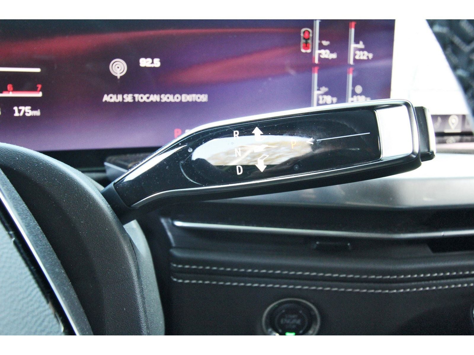 2025 Cadillac Escalade Luxury