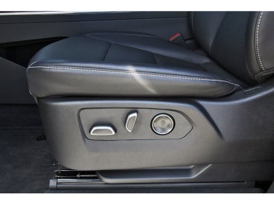 2025 Cadillac Escalade Luxury