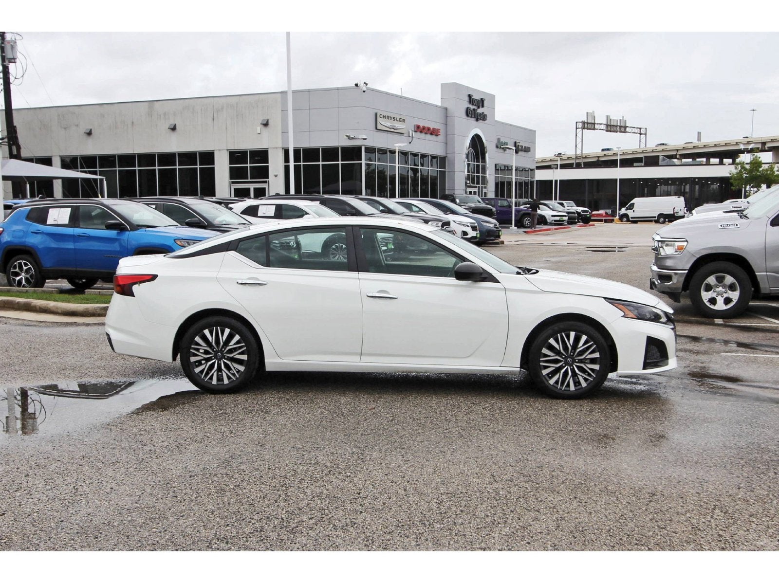2024 Nissan Altima 2.5 SV