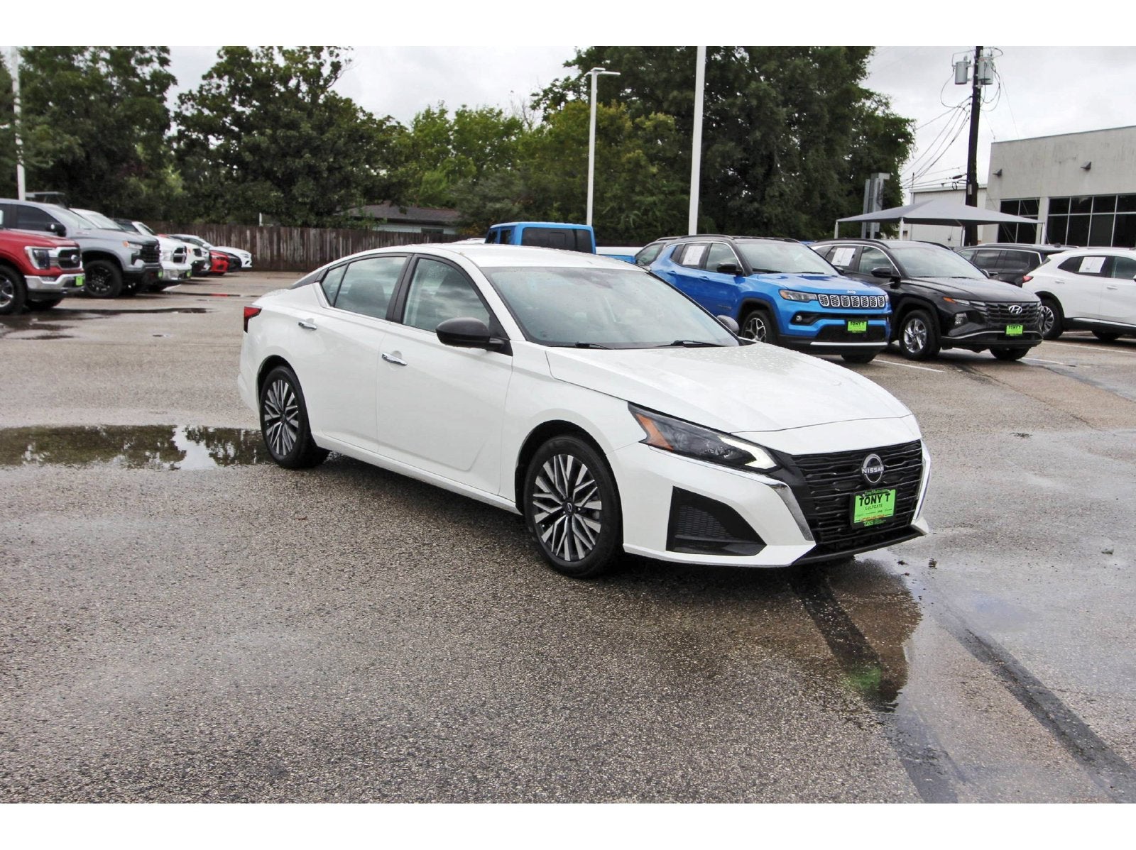 2024 Nissan Altima 2.5 SV