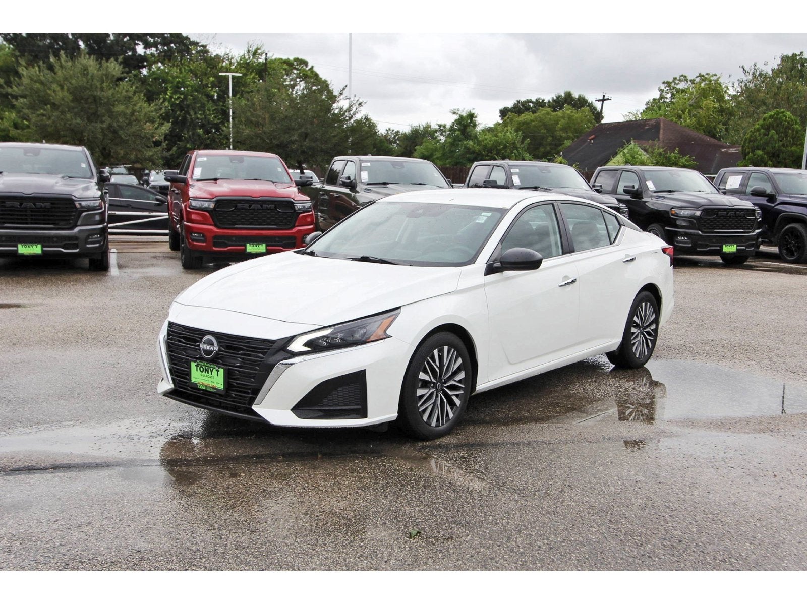 2024 Nissan Altima 2.5 SV