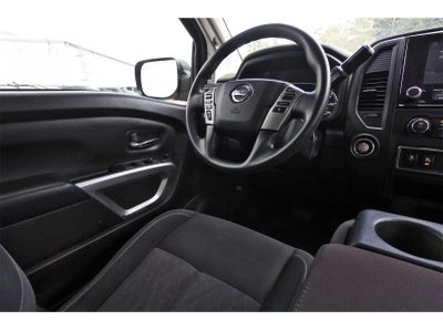 2022 Nissan Titan SV