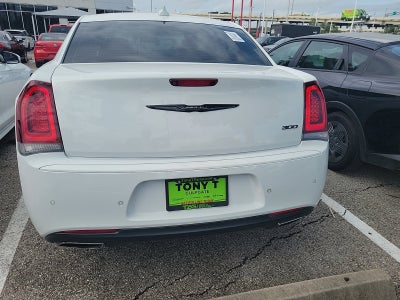 2023 Chrysler 300 Touring