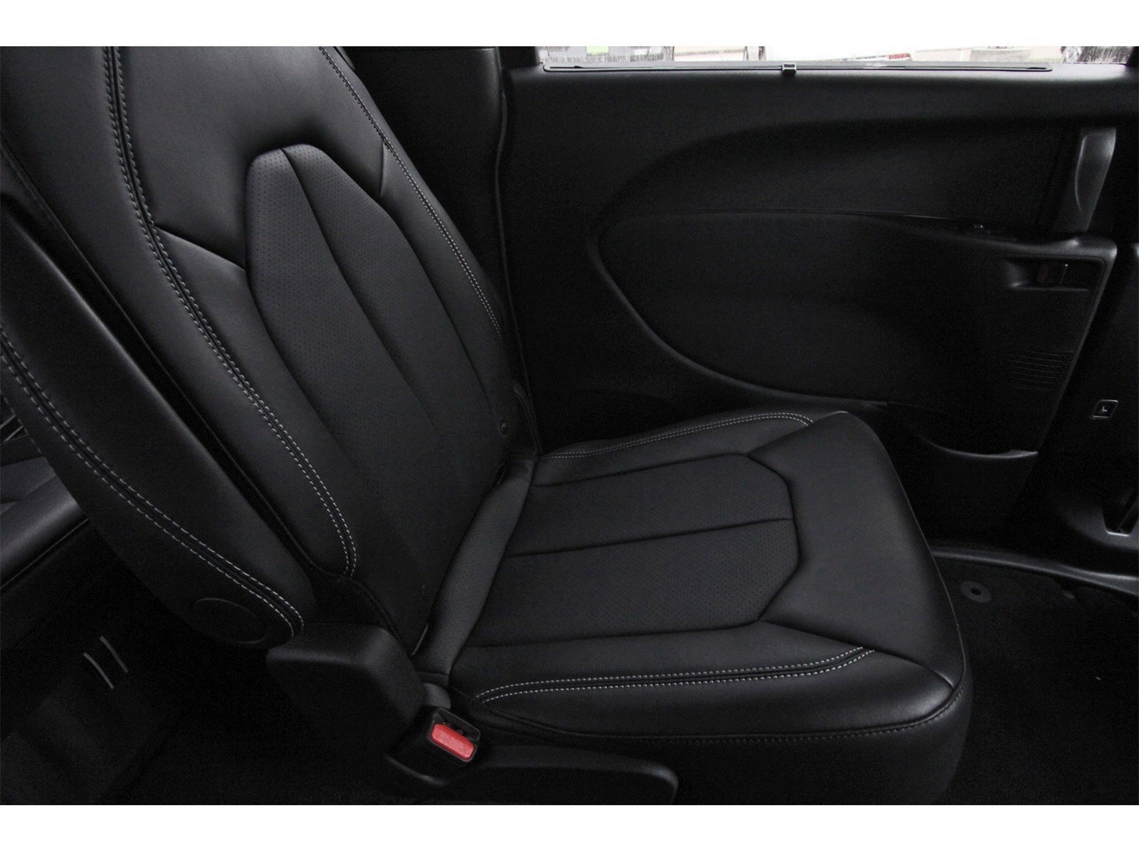 2026 Chrysler Pacifica Select FWD