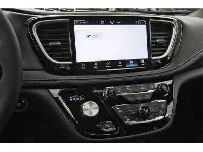 2026 Chrysler Pacifica Select FWD