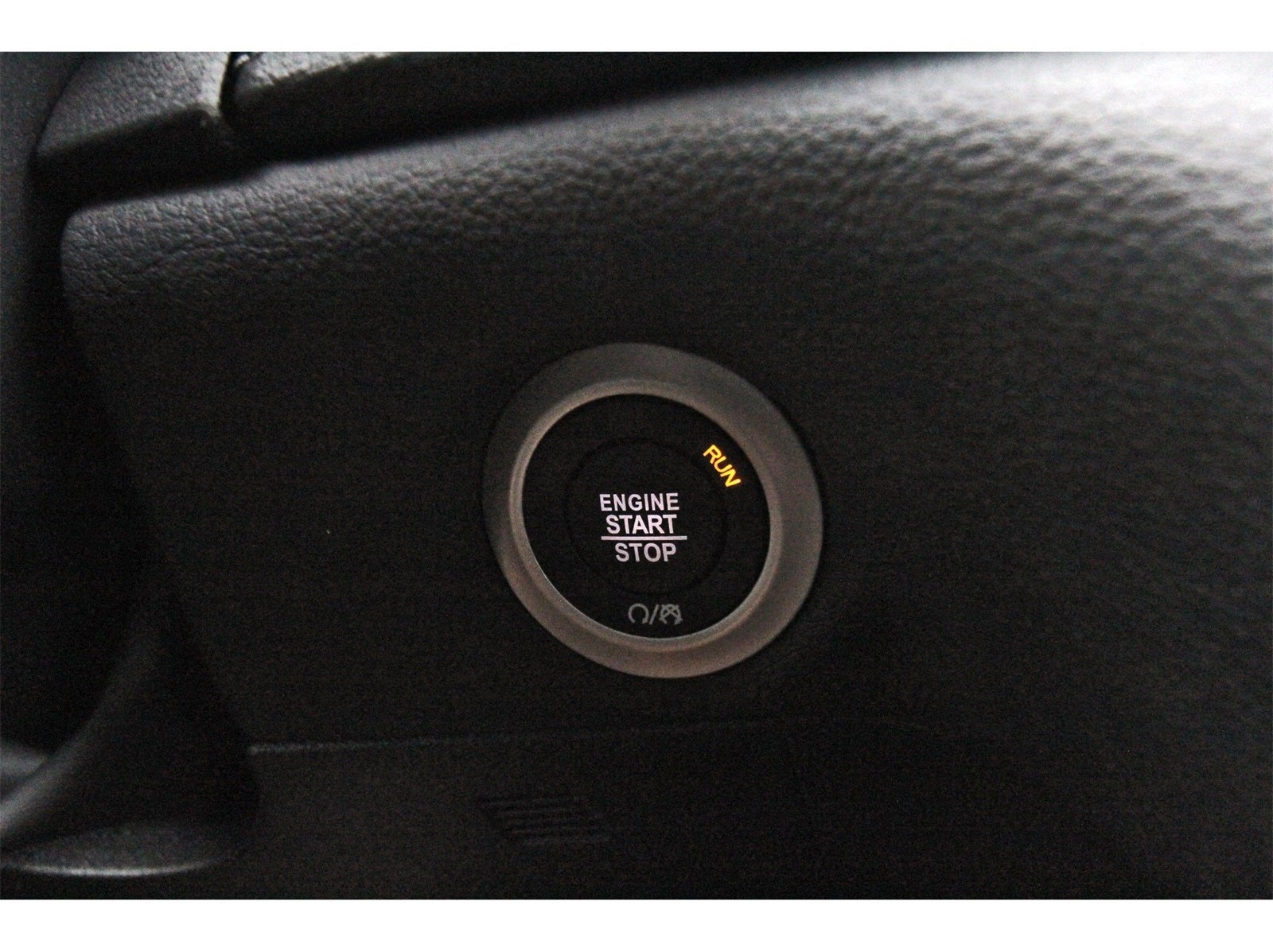 2026 Chrysler Pacifica Select FWD