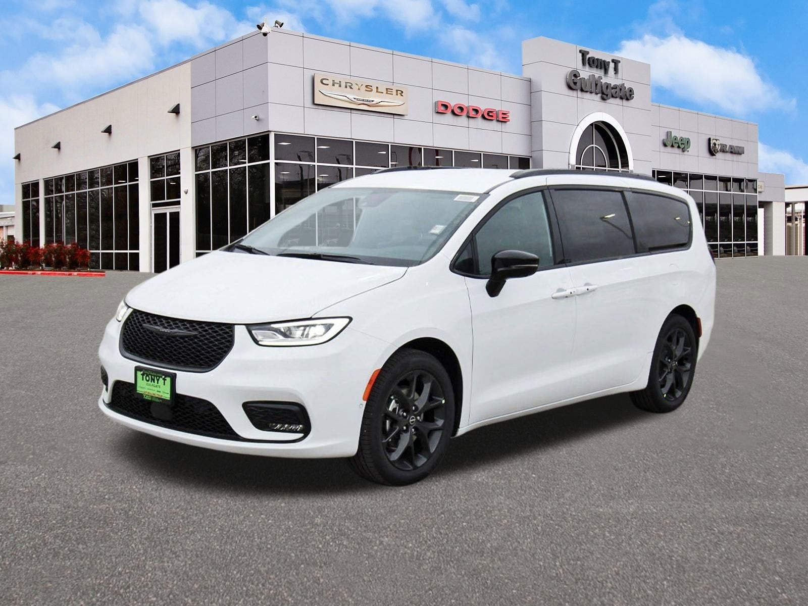 2026 Chrysler Pacifica Select FWD