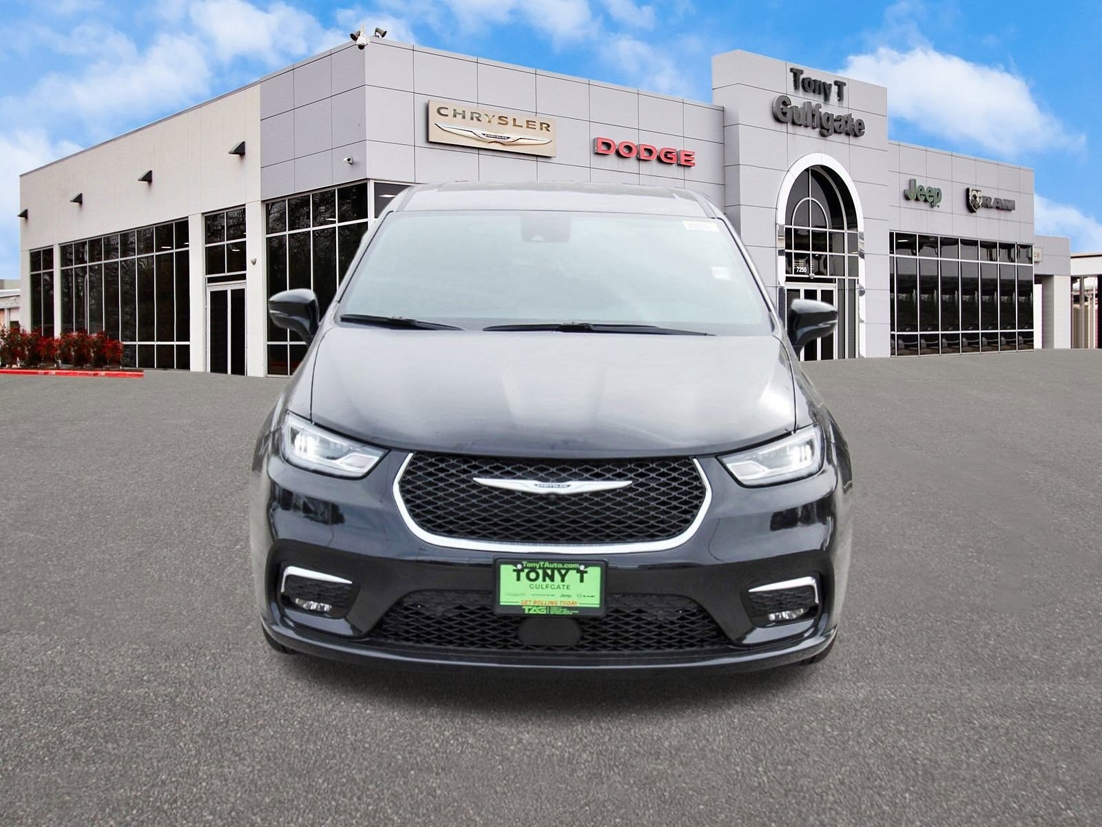 2026 Chrysler Pacifica Select FWD