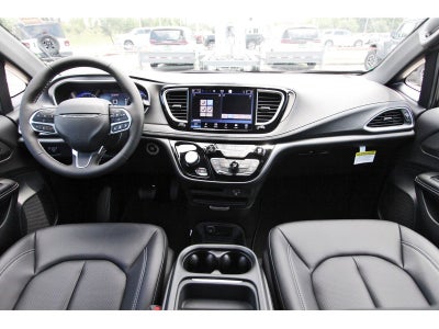 2027 Chrysler Pacifica Select FWD