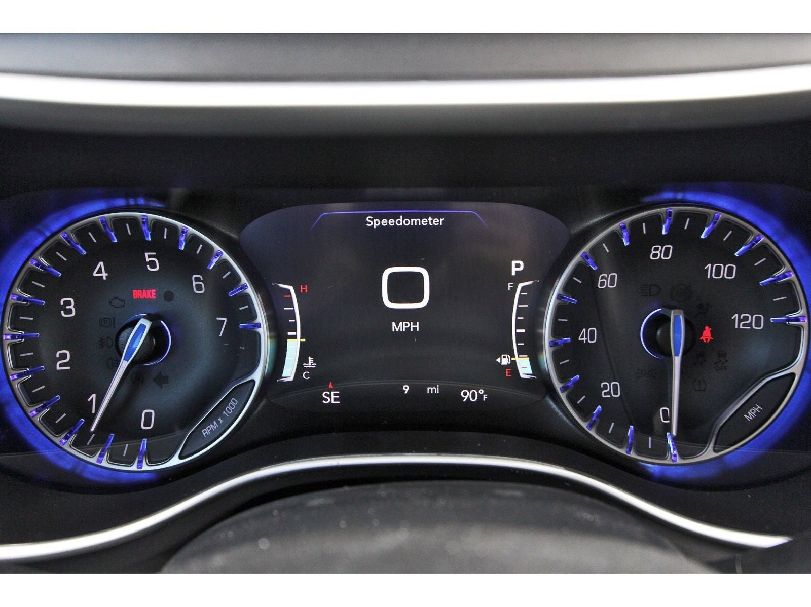 2027 Chrysler Pacifica Select FWD