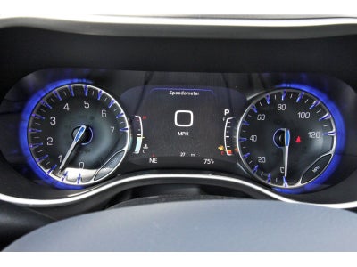 2026 Chrysler Pacifica Select FWD