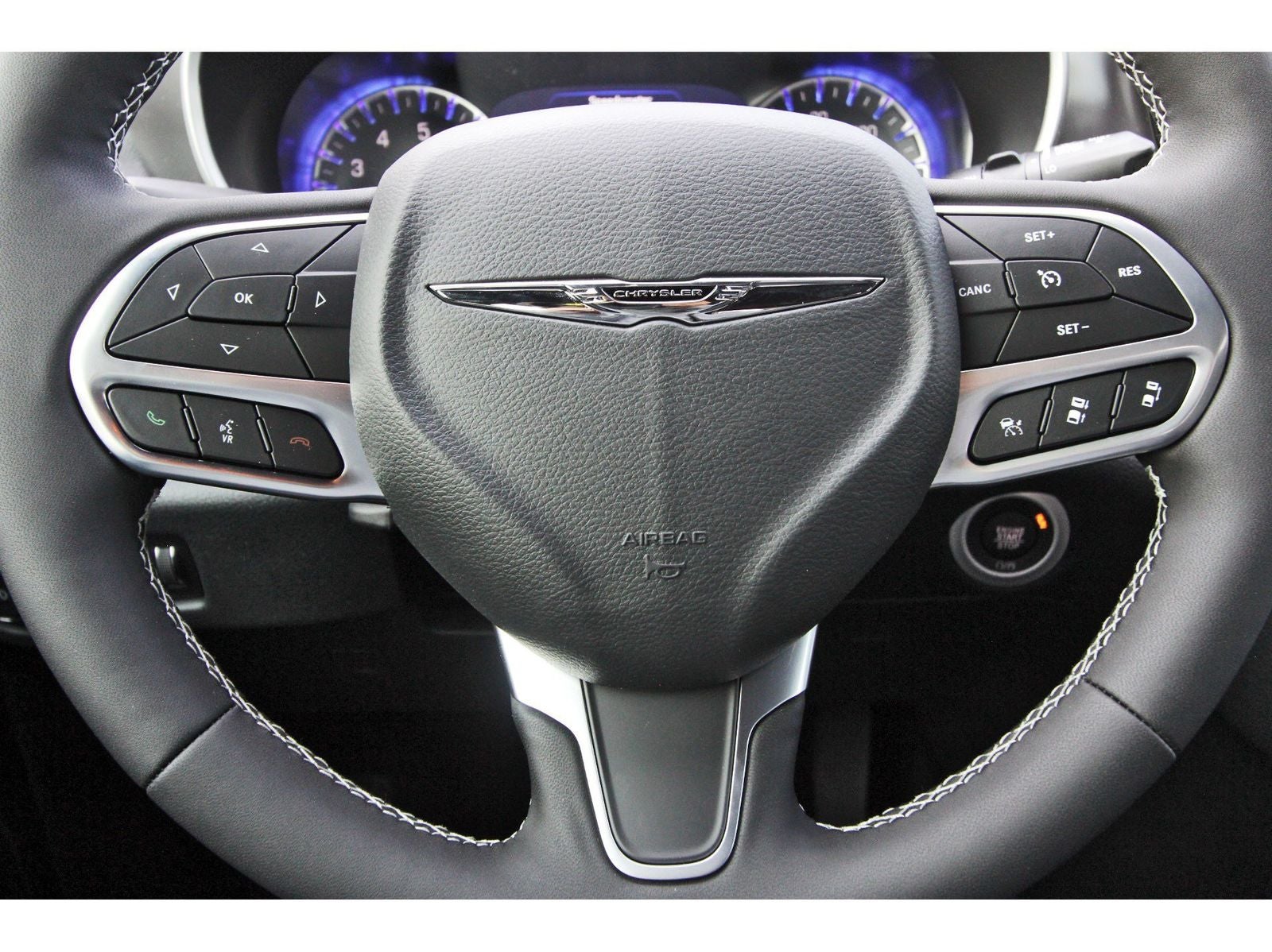 2026 Chrysler Pacifica Select FWD