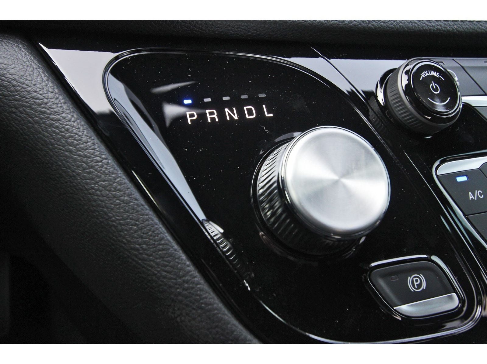 2026 Chrysler Pacifica Select FWD