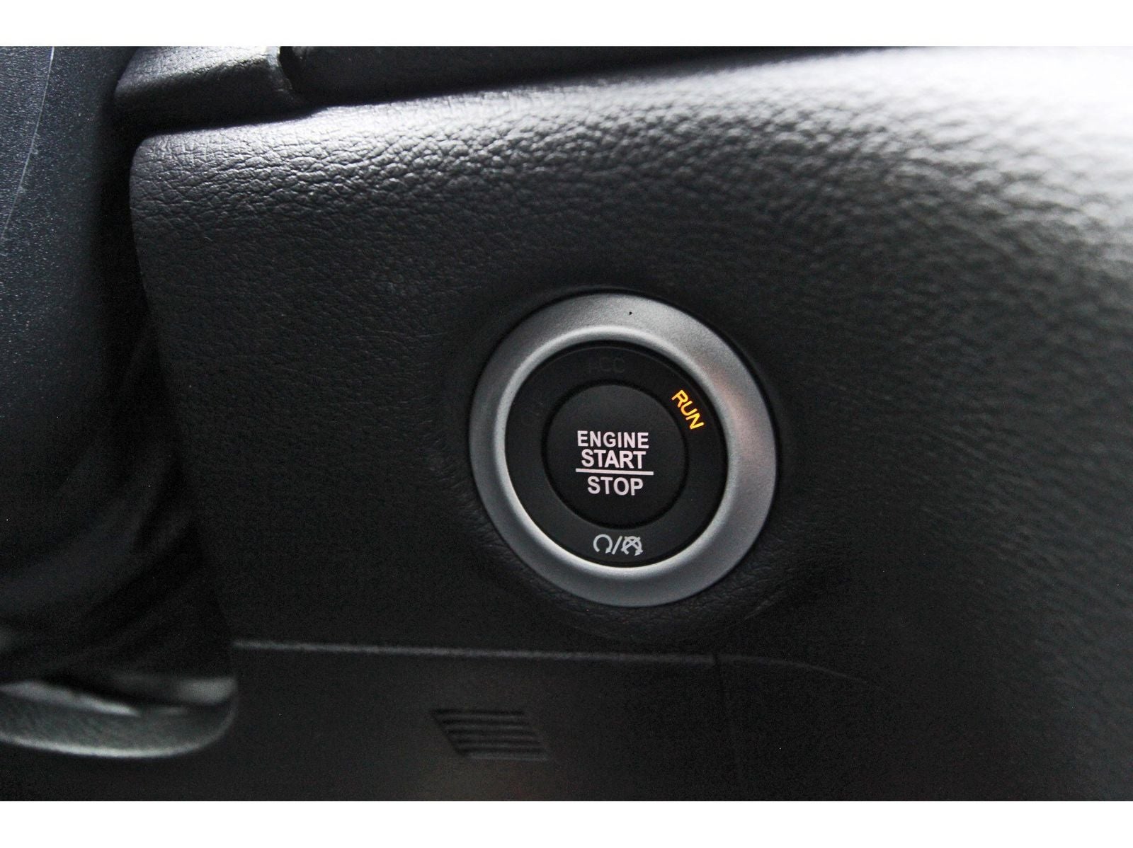 2026 Chrysler Pacifica Select FWD