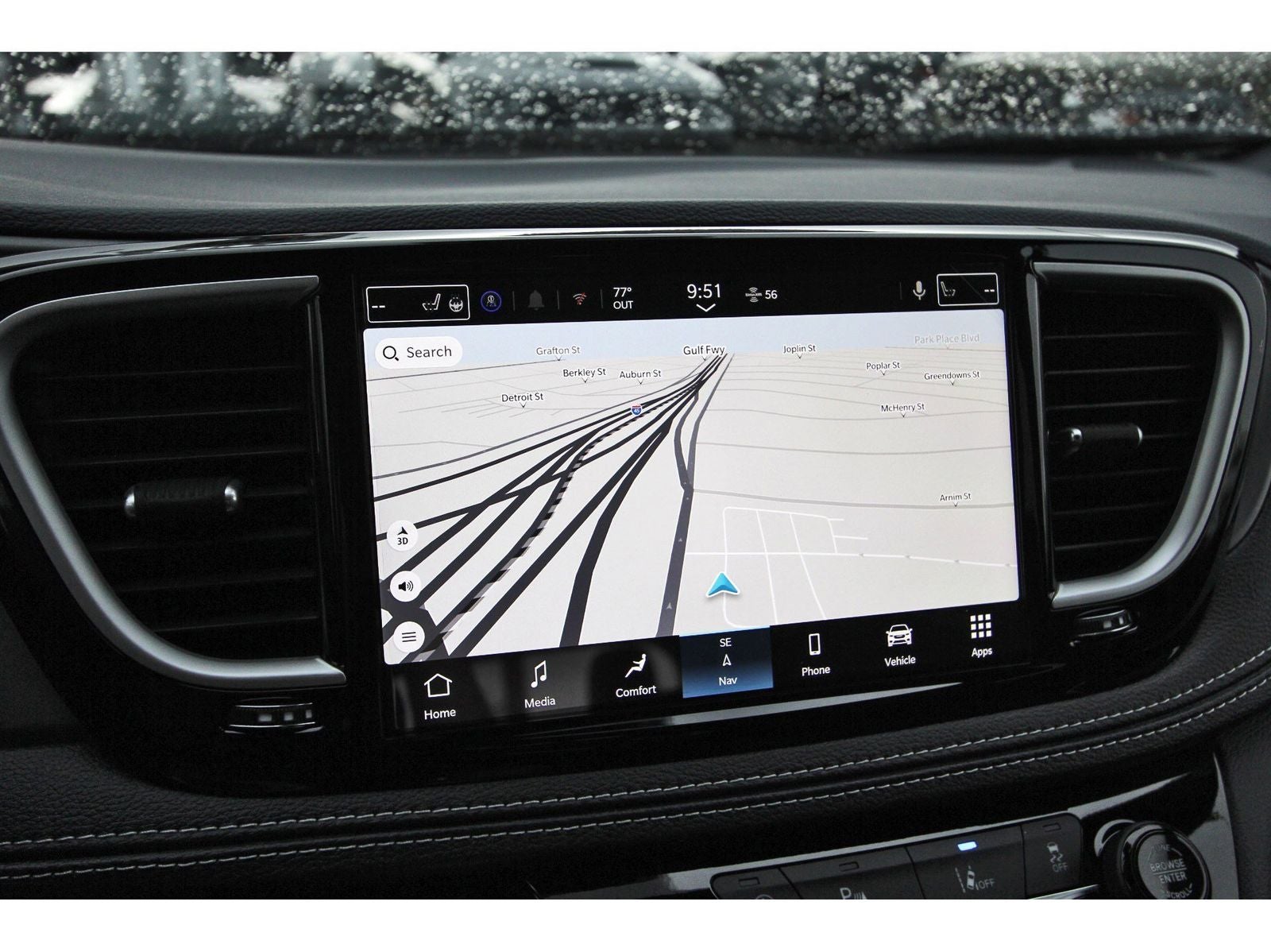 2027 Chrysler Pacifica Limited FWD