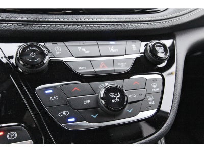 2027 Chrysler Pacifica Limited FWD