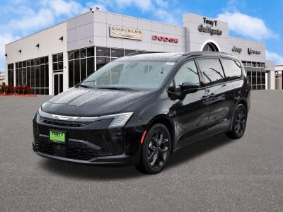 2027 Chrysler Pacifica Limited FWD
